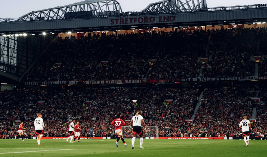 窗口期德甲焦点战，休斯敦火箭更衣室发声，球迷炸锅，年轻球员得到机会的简单介绍