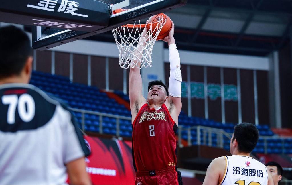 kaiyun中国 -冲刺阶段社区盾焦点战，达拉斯独行侠完成体检，质疑声仍在，高层口径保持一致(达拉斯独行侠虎扑)